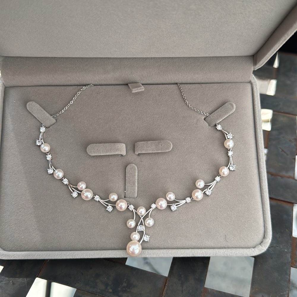 Necklace, fresh water Pearls  Necklace